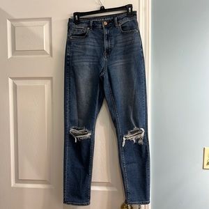 American Eagle Stretch Mom Jeans